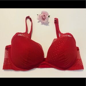 NWOT Victoria’s Secret Bra